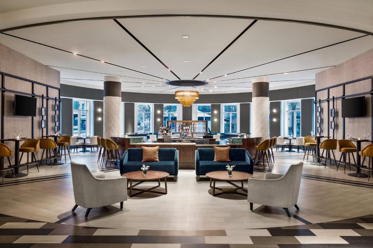 Crowne Plaza Cleveland At Playhouse Square By Ihg Hotel Exterior photo