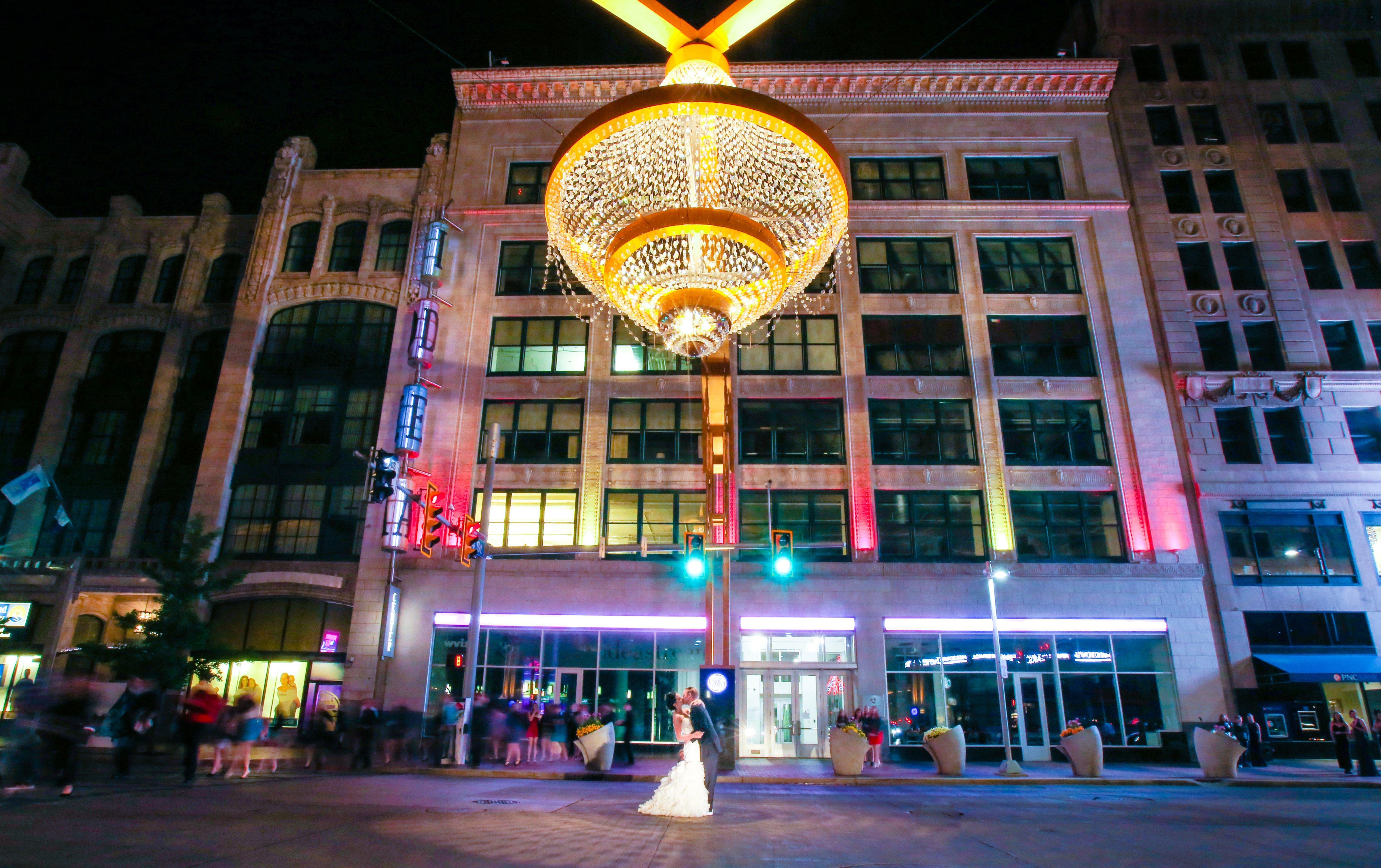 Crowne Plaza Cleveland At Playhouse Square By Ihg Hotel Exterior photo